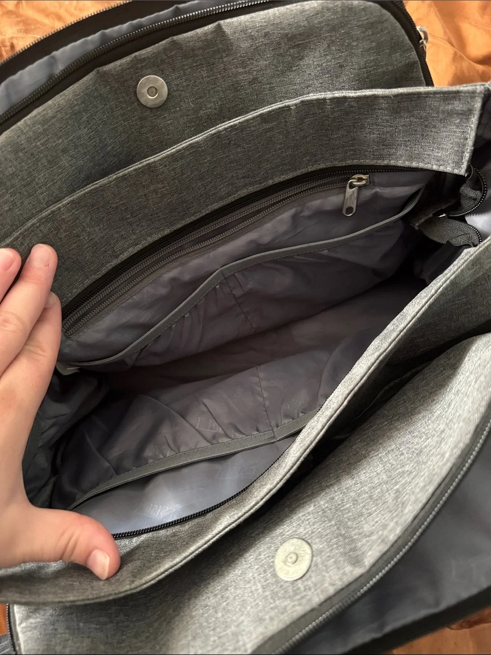 Leke Baby diaper bag arrow print millennial grey